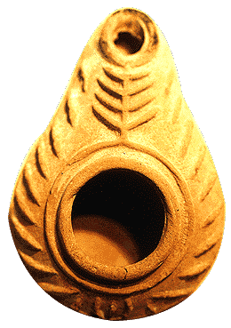 Byzantine clay oil lamp (item #i36)