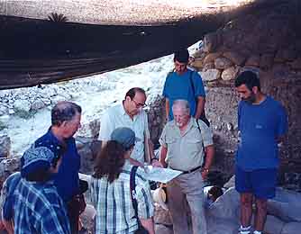 Visitors (photo #p6)